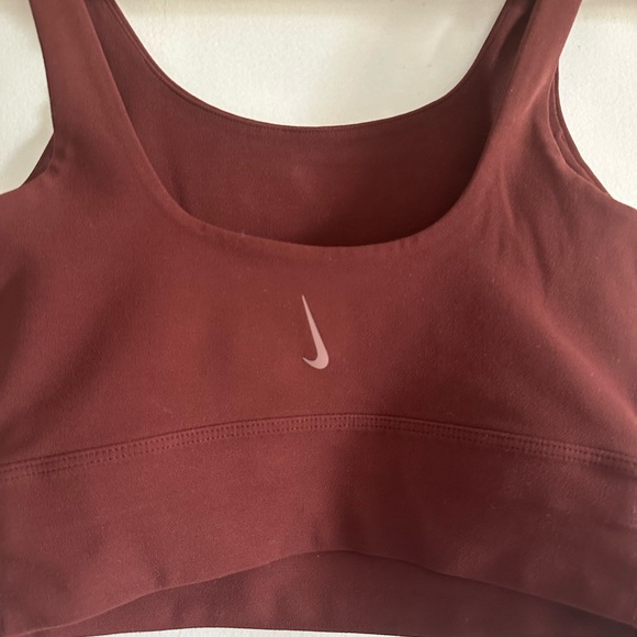 Nike Yoga Lux Infinalon Crop Top Brami in Brown/red Size XS EUC - Picture 7 of 9